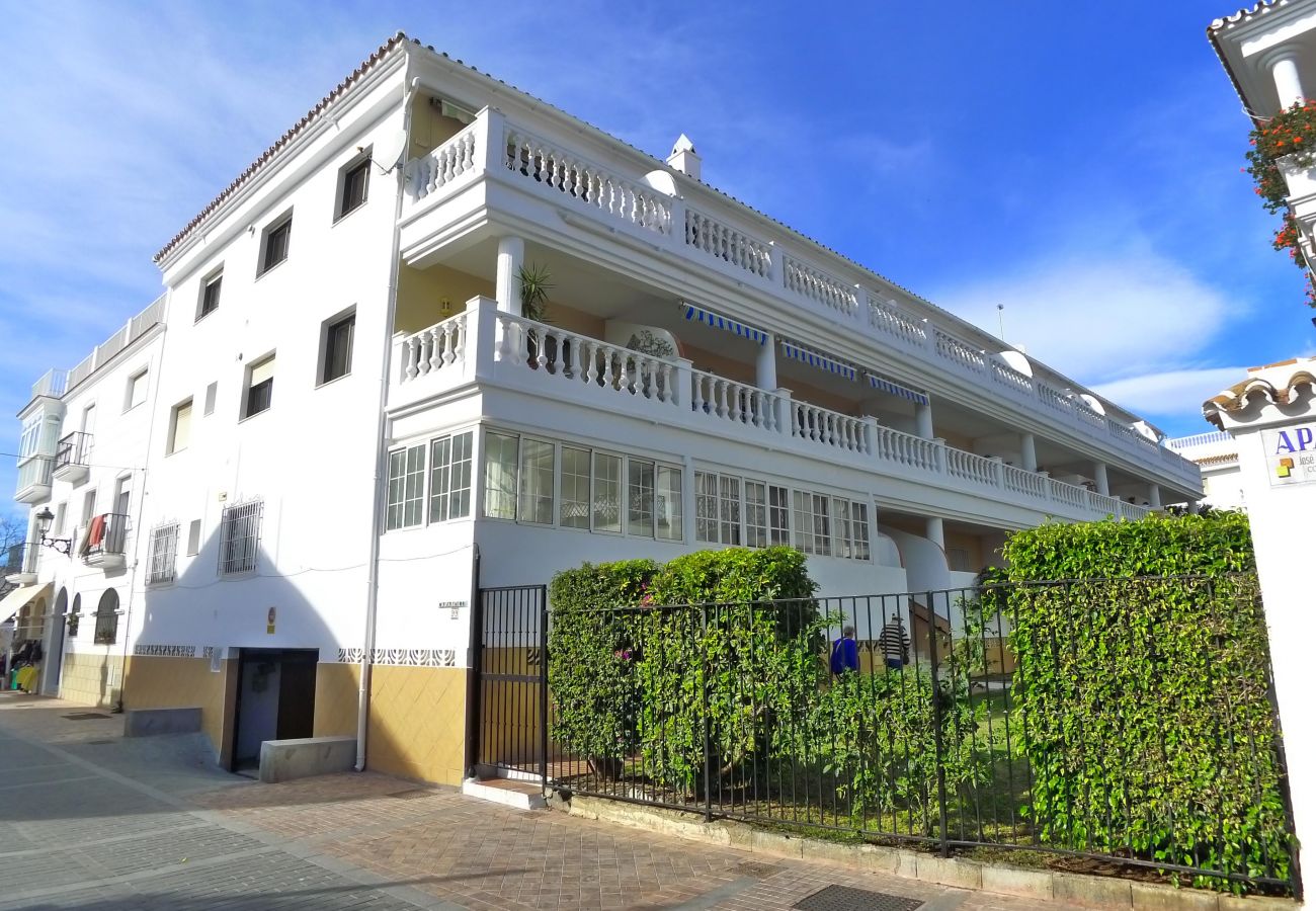 Apartamento en Nerja - 2 Dormitorios | Carabeo 99 | CG R991