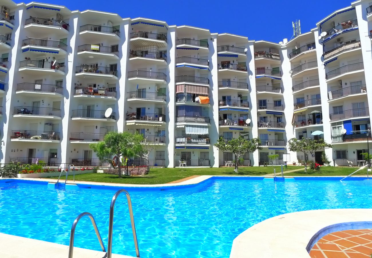 Apartamento en Nerja - 2 Dormitorios | Edf Almijara | CG R679