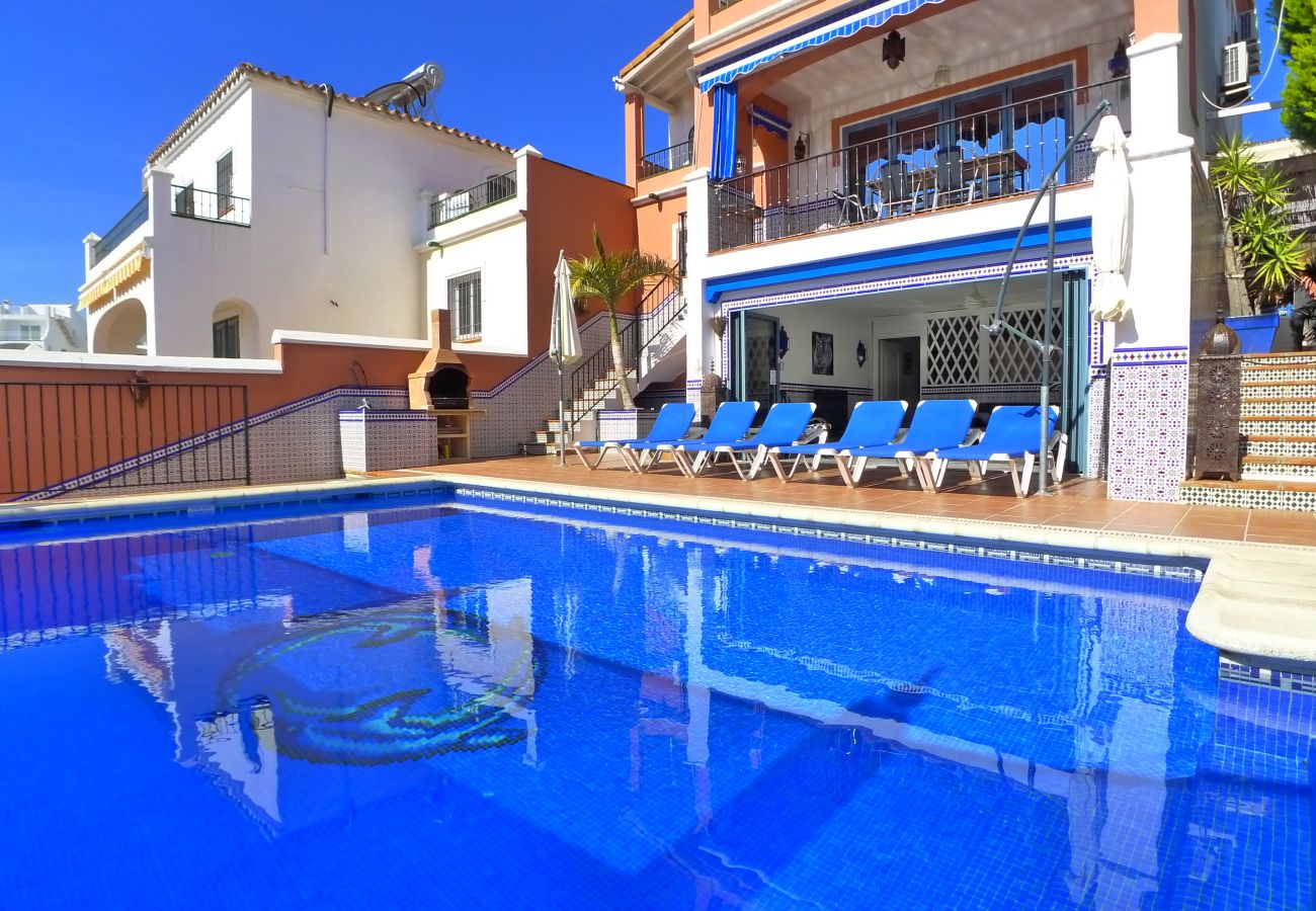 Villa en Nerja - 5 Dormitorios | Casa Wahl | CG R1029