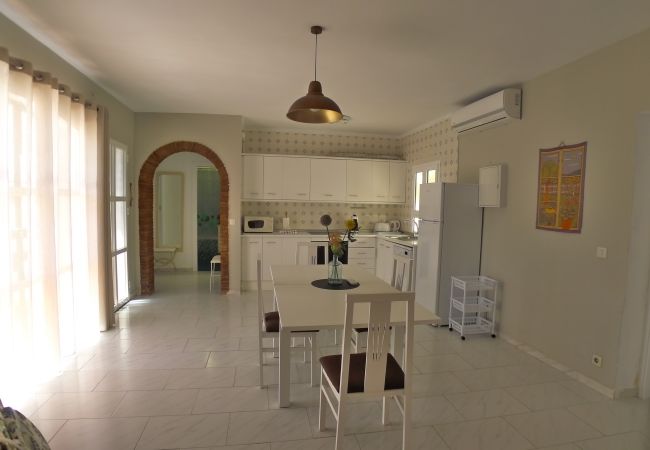 Apartamento en Nerja - 5 personas | Azahara 9 | CG R1000