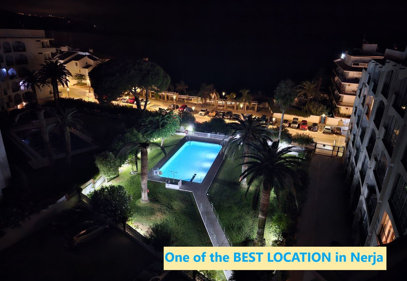 Apartamento en Nerja - R1345, Carabeo 1-42, Acceso a la Playa
