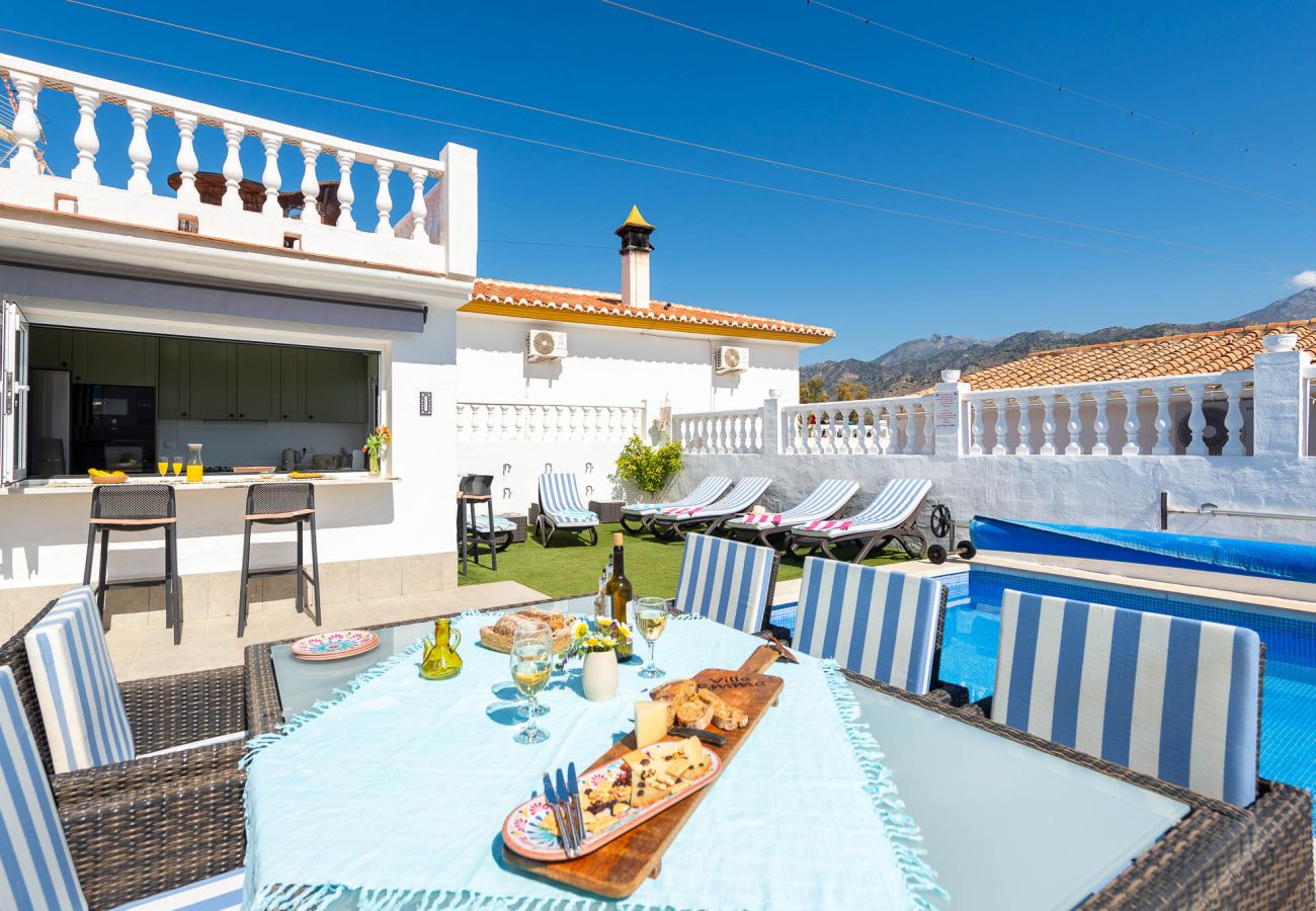 Villa en Nerja - R1385 | Villa Emma, La Exótica