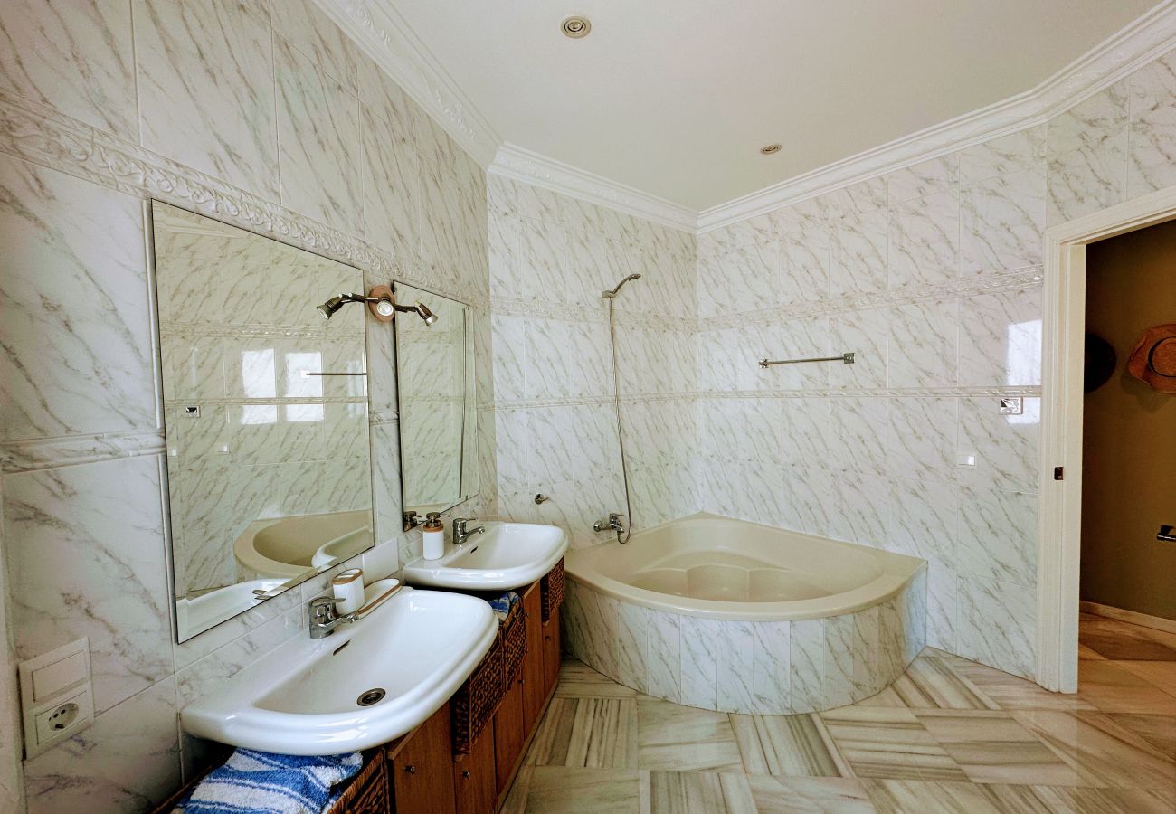 Villa en Nerja - R1387 Casa Udo, CG Nerja Rentals