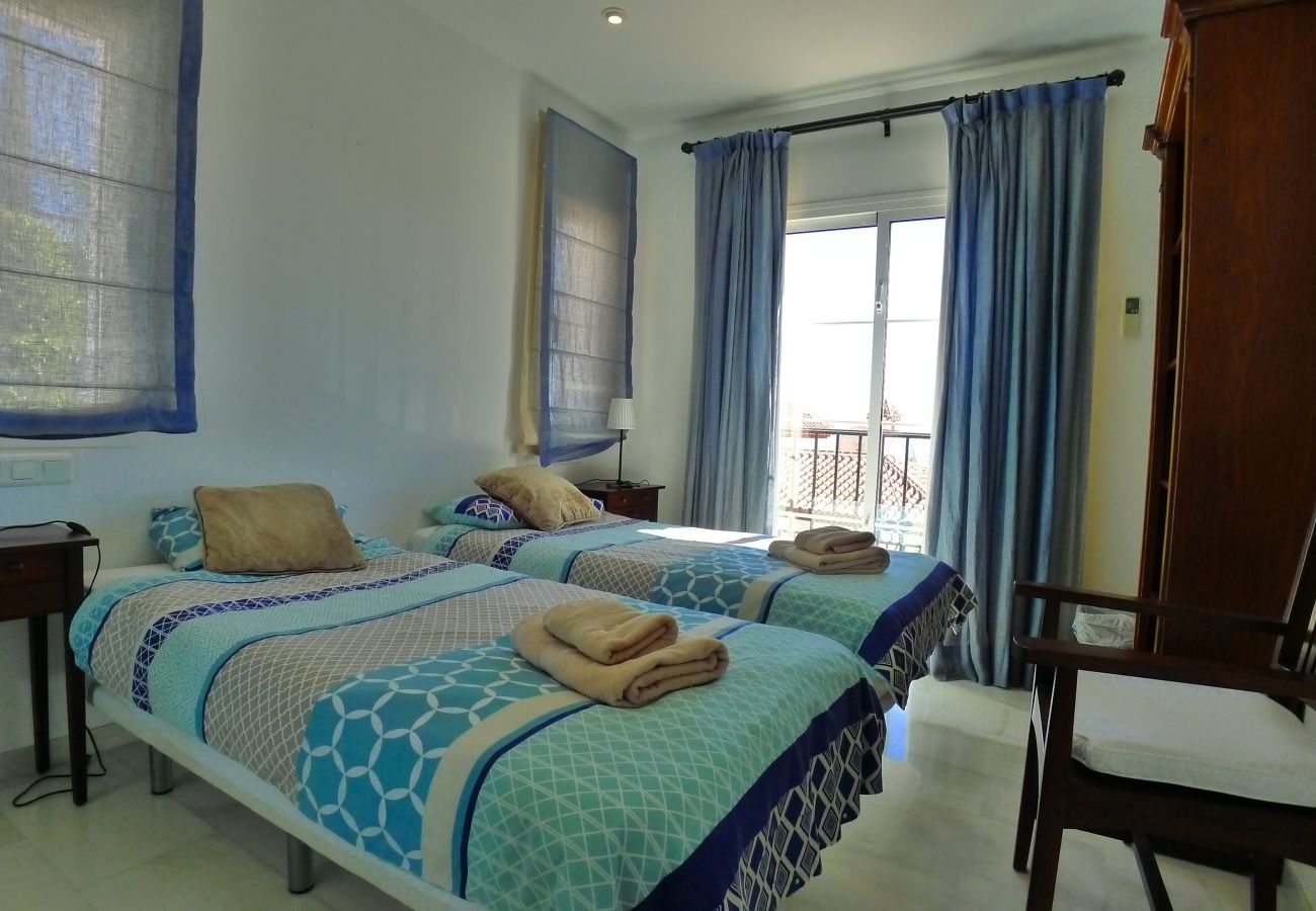 Villa in Torrox Costa - 3 Bedrooms | Villa Ladera | CG R999