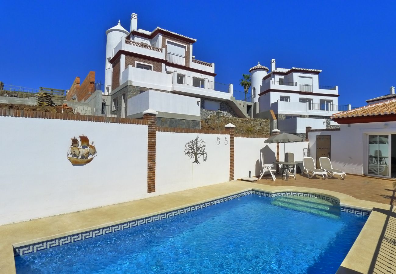 Villa in Torrox Costa - 3 Bedrooms | Villa Ladera | CG R999