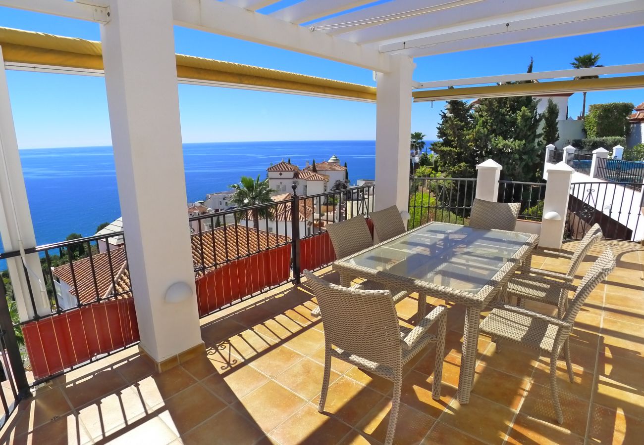 Villa in Torrox Costa - 3 Bedrooms | Villa Ladera | CG R999