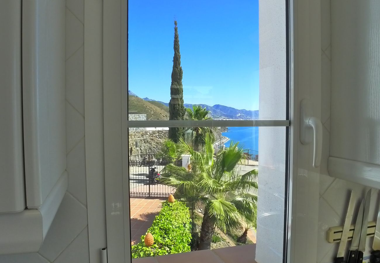 Villa in Torrox Costa - 3 Bedrooms | Villa Ladera | CG R999