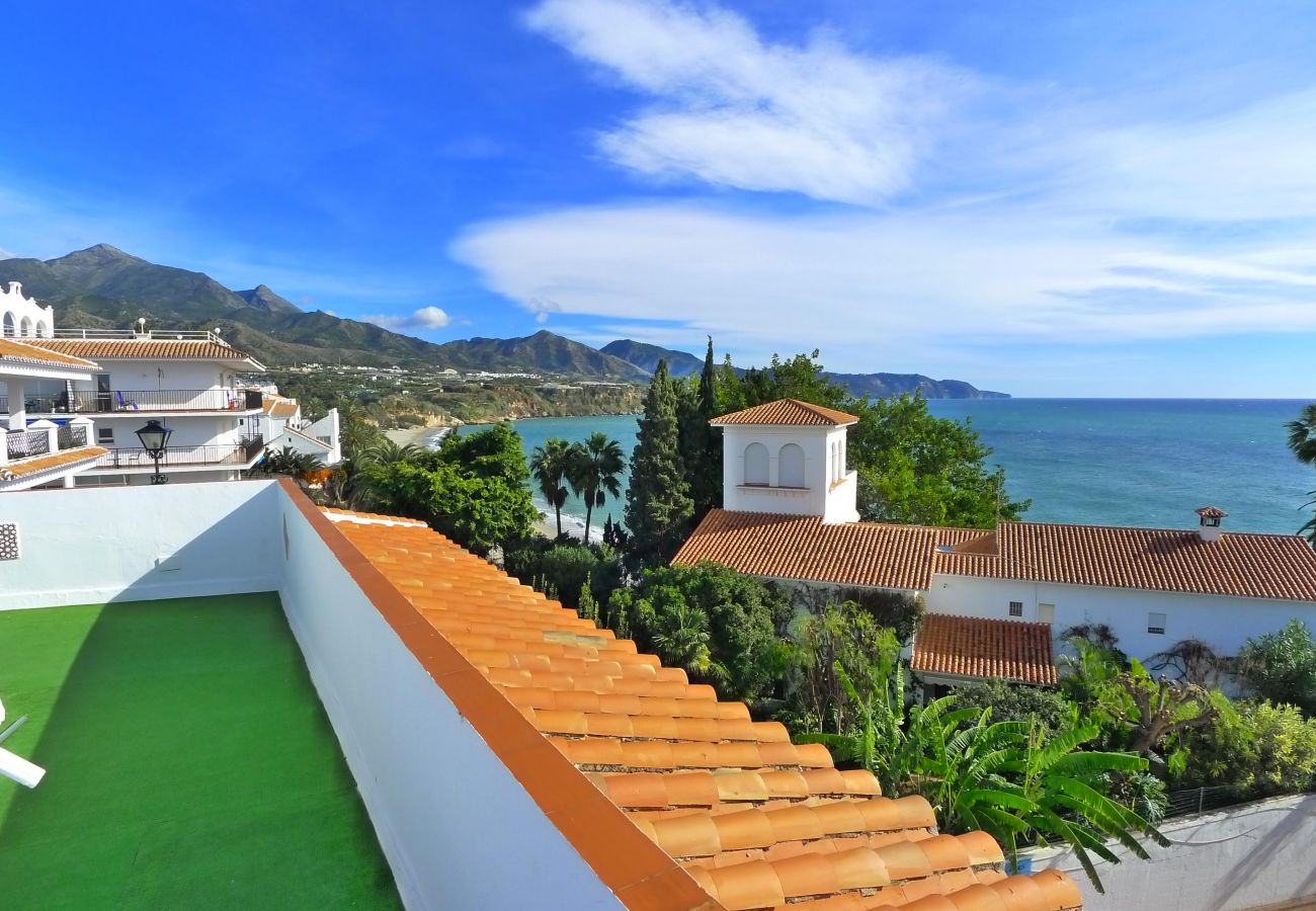 Apartment in Nerja - 2 Bedrooms | Carabeo 99 | CG R991