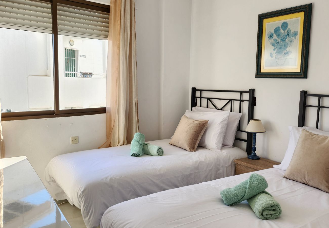 Apartment in Nerja - 2 Bedrooms | Carabeo 99 | CG R991