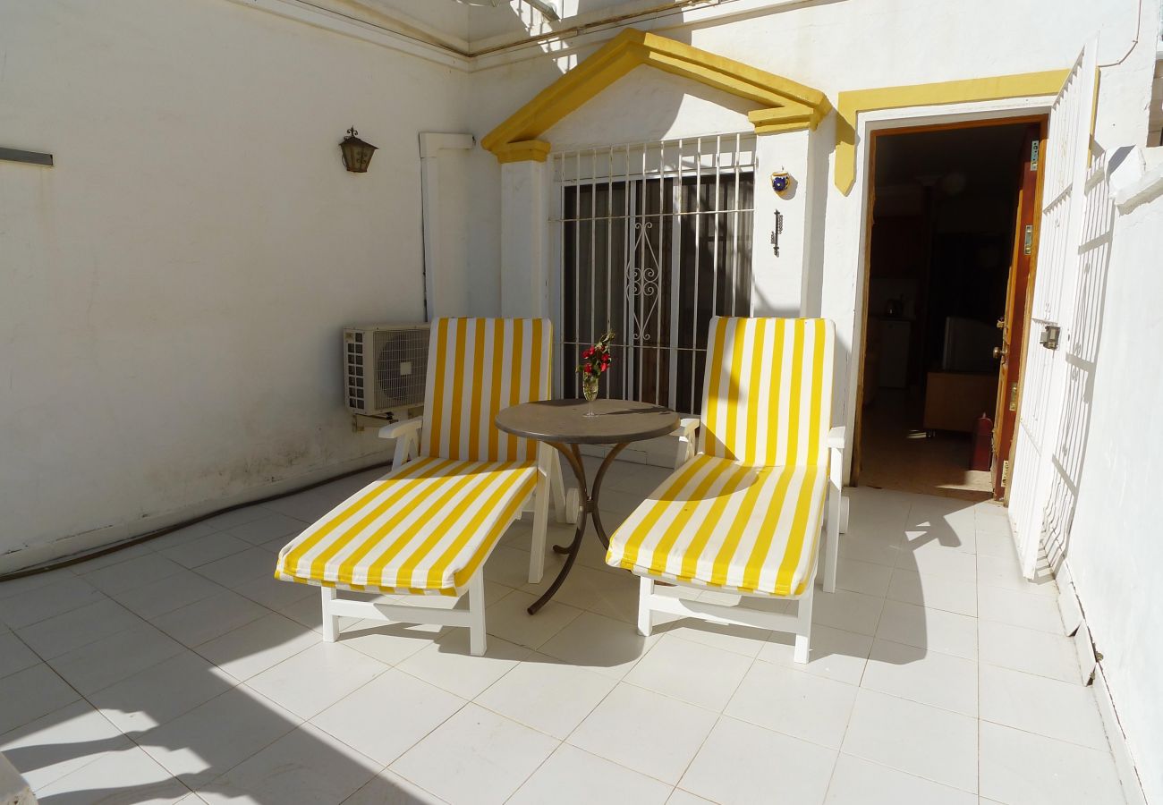 Apartment in Torrox Costa - Sleeps 4 | Torrox Beach Club | CG R985