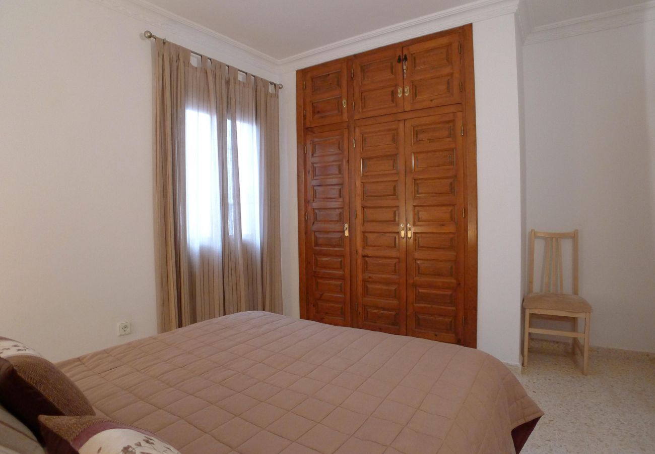 Apartment in Torrox Costa - Sleeps 4 | Torrox Beach Club | CG R985