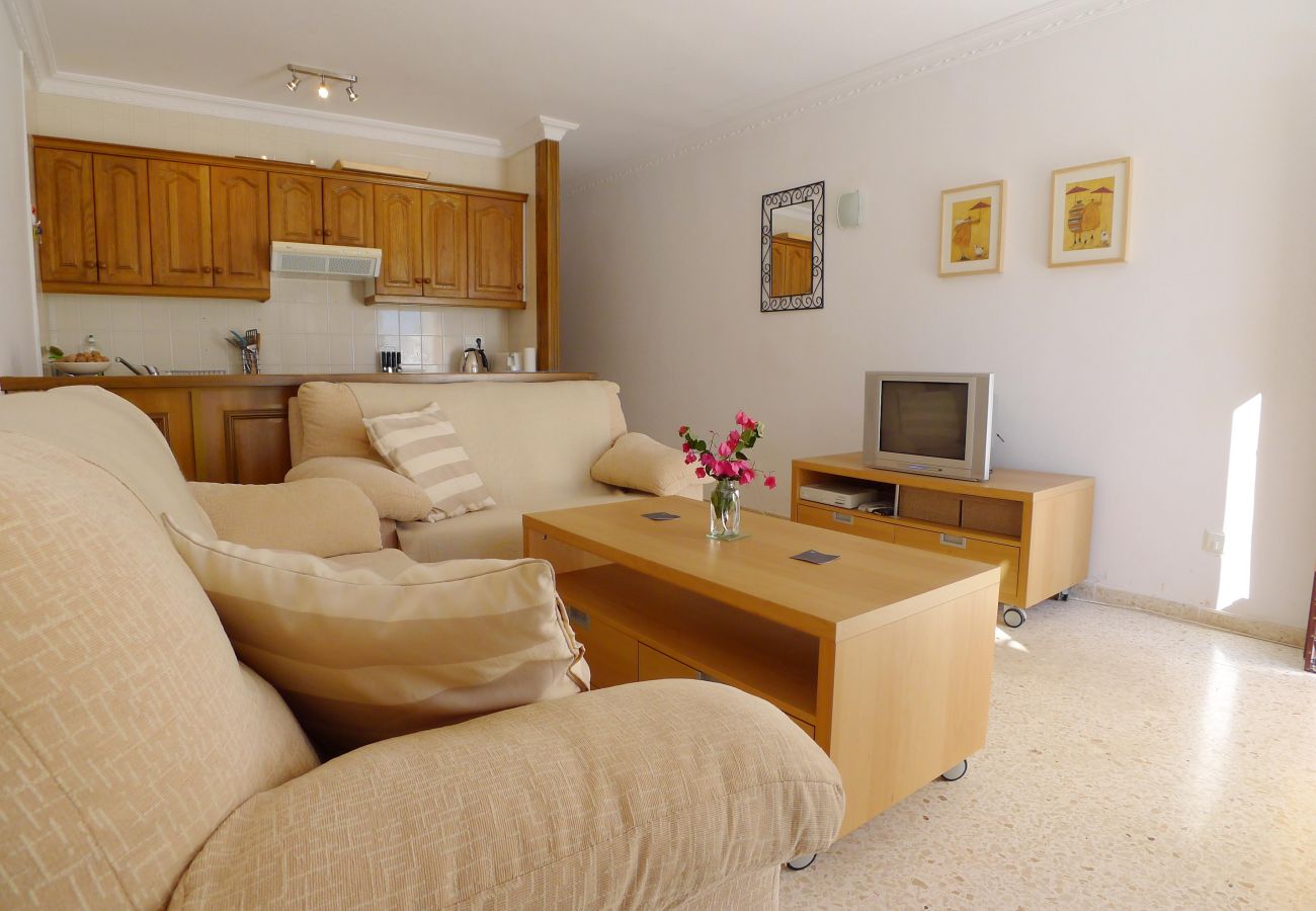 Apartment in Torrox Costa - Sleeps 4 | Torrox Beach Club | CG R985