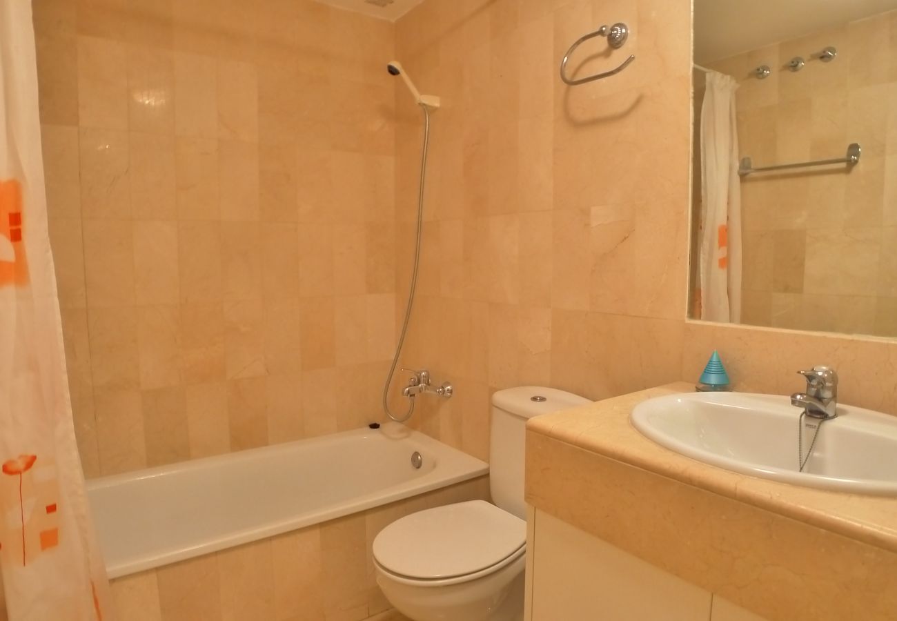 Apartment in Nerja - 3 Bedrooms | Burriana Front Line | CG R924