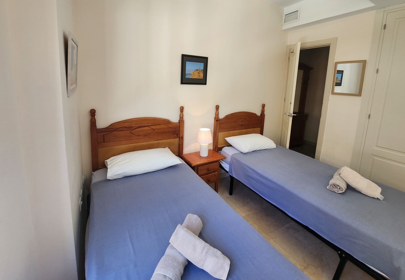 Apartment in Nerja - 3 Bedrooms | Burriana Front Line | CG R924