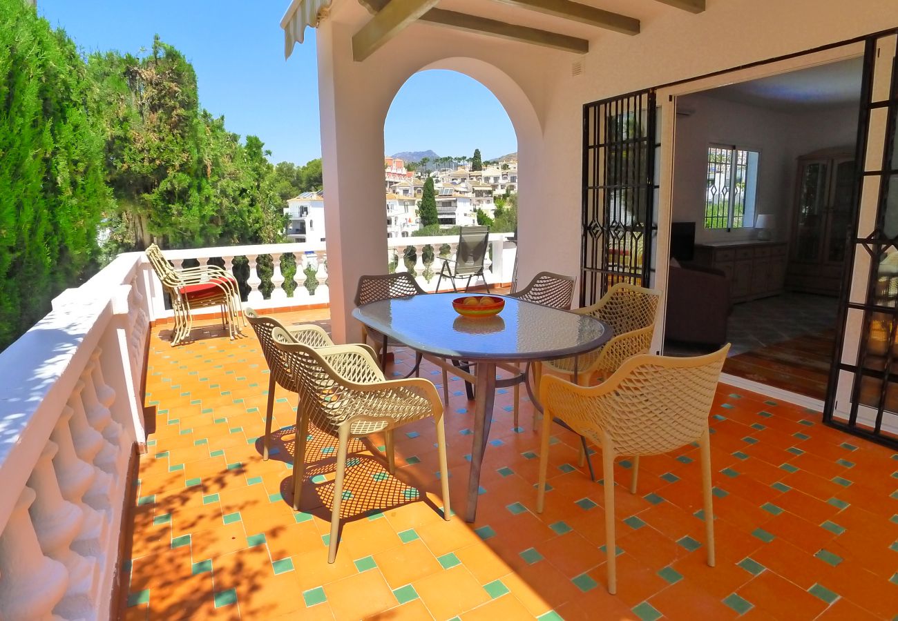 Villa in Nerja - 3 Bedrooms | Villa Golondrinas | CG R916