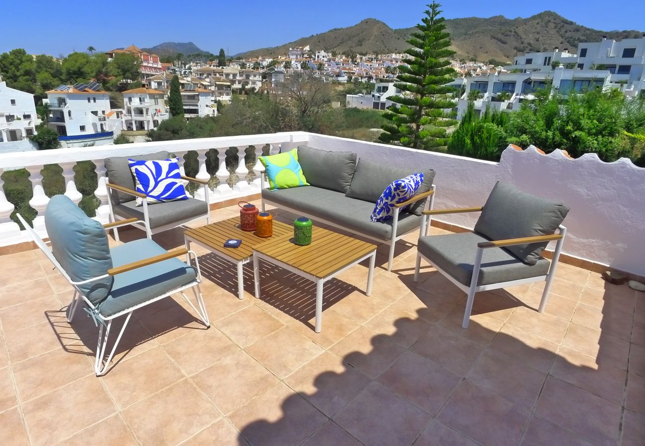 Villa in Nerja - 3 Bedrooms | Villa Golondrinas | CG R916