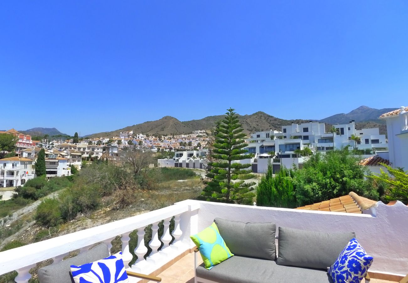 Villa in Nerja - 3 Bedrooms | Villa Golondrinas | CG R916