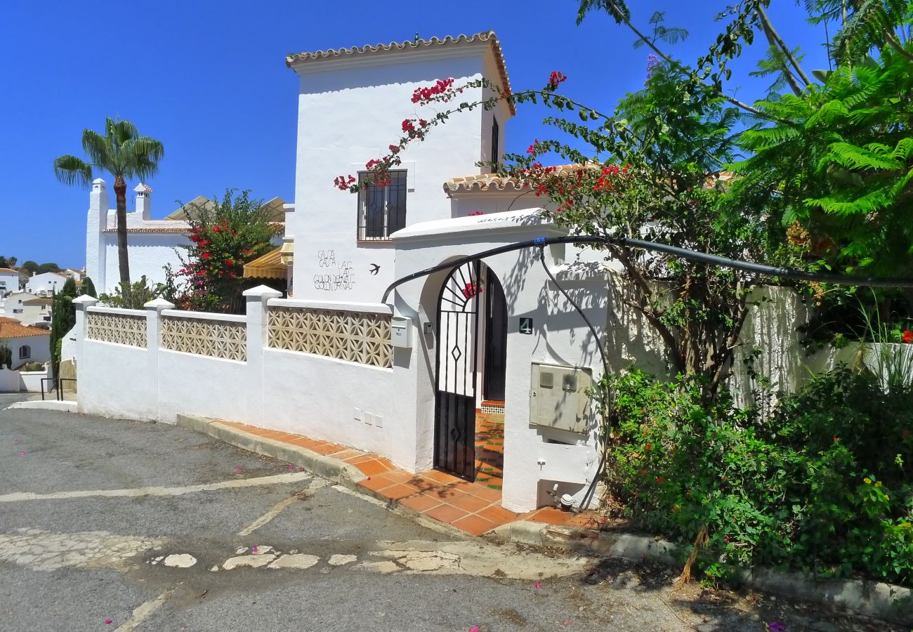 Villa in Nerja - 3 Bedrooms | Villa Golondrinas | CG R916