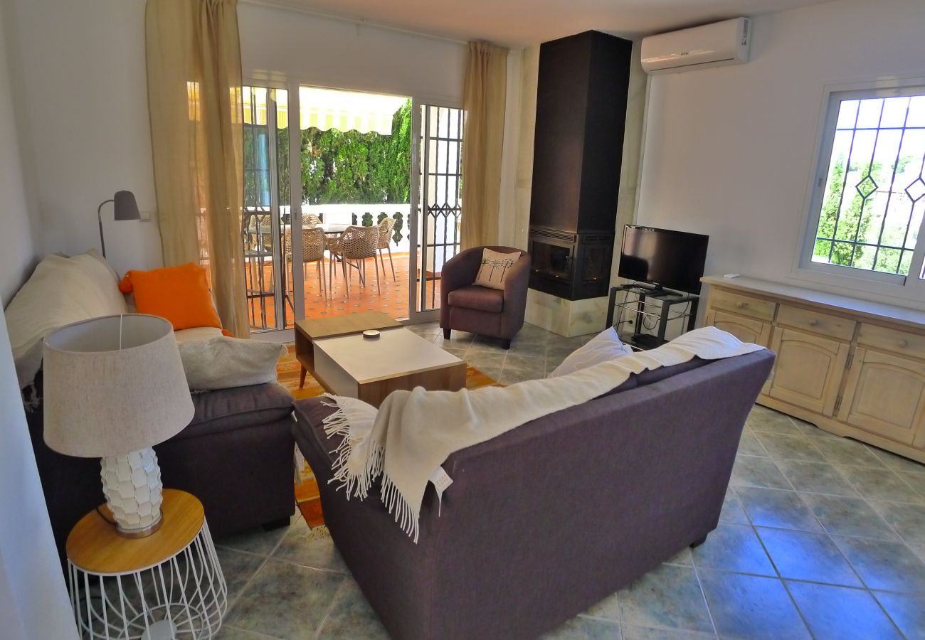 Villa in Nerja - 3 Bedrooms | Villa Golondrinas | CG R916