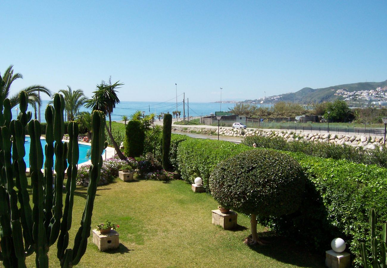 Apartment in Nerja - Sleeps 4 | Stella Maris | CG R908