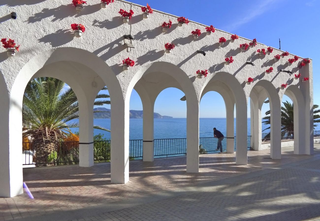 Apartment in Nerja - Sleeps 4 | Stella Maris | CG R908