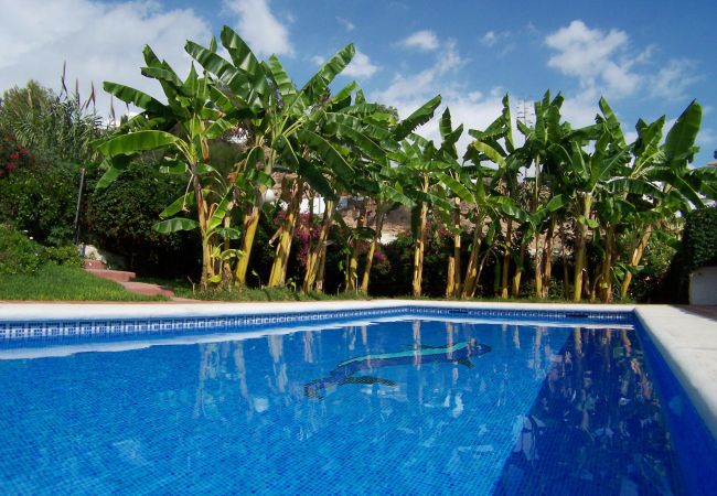 Villa/Dettached house in Nerja - Sleeps 8 | Villa Pinomar | CG R865