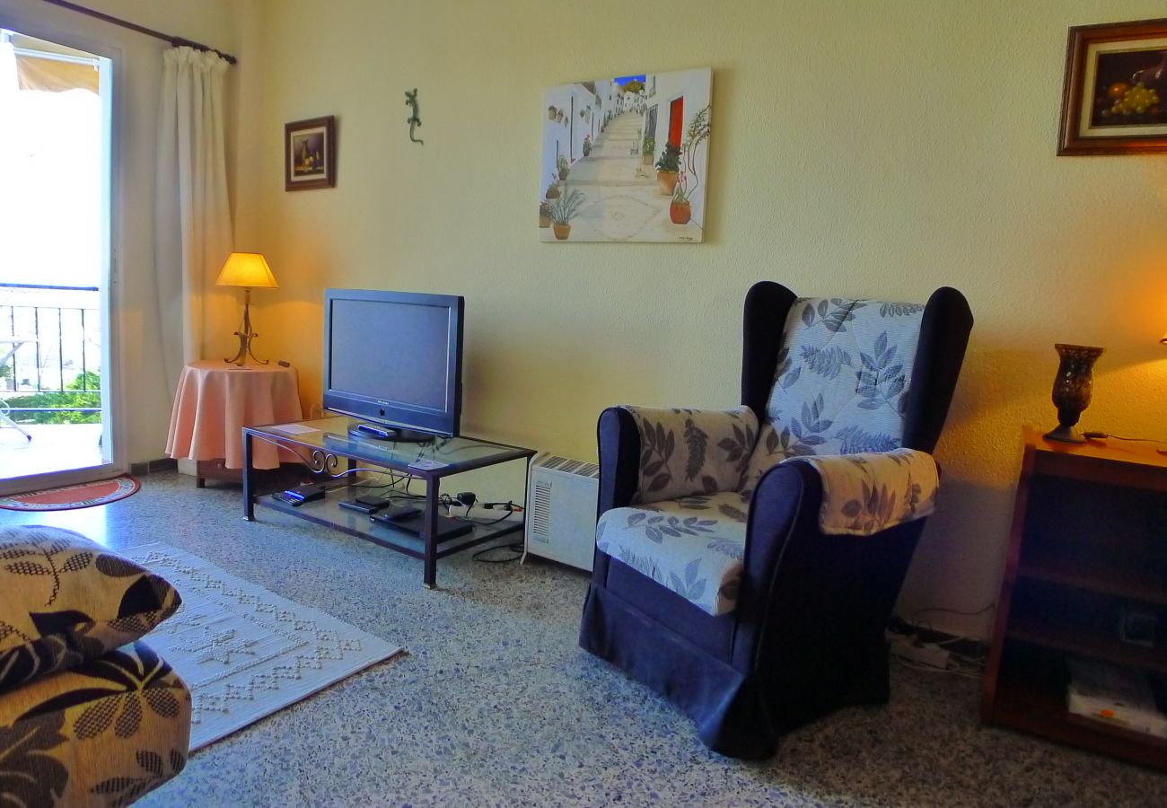 Apartment in Nerja - 2 Bedrooms | Edf Almijara | CG R679