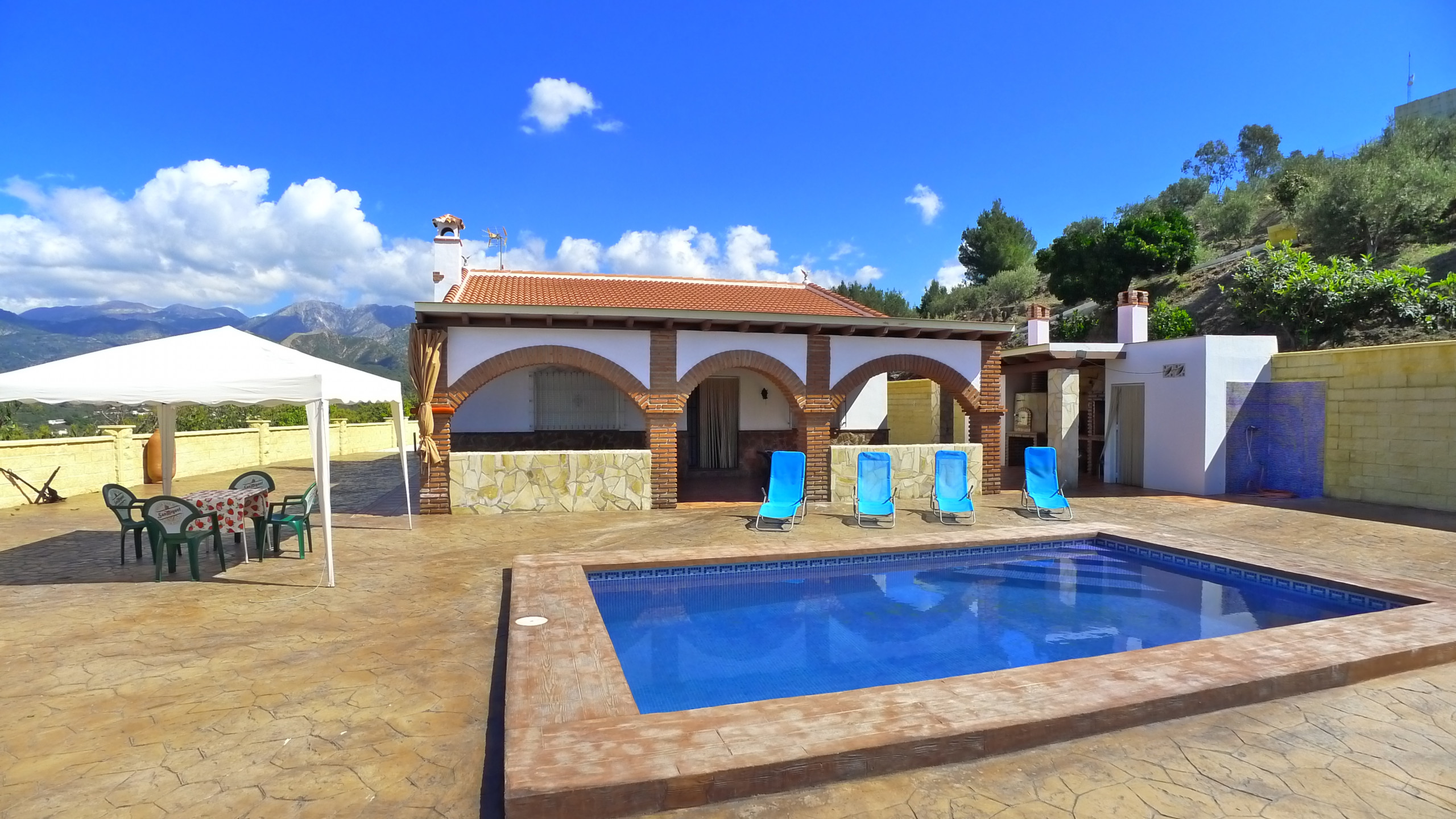 Sleeps 6 | Villa Panoramica | CG R1218