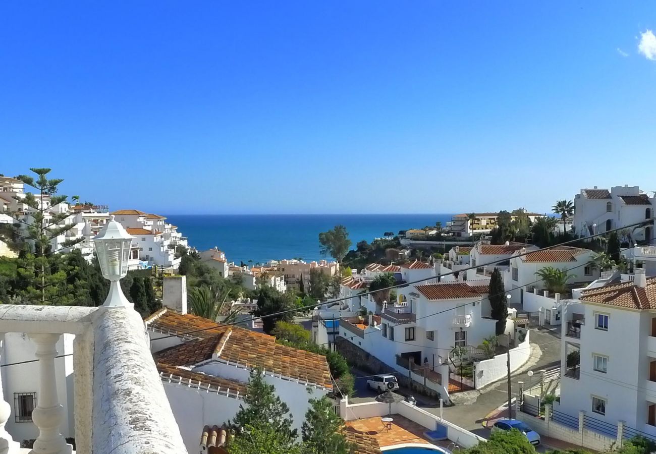 Apartment in Nerja - Sleeps 5 | Azahara 9 | CG R1000