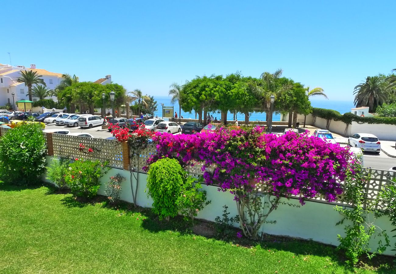 Apartment in Nerja - 2 Bedrooms | Carabeo | R1345