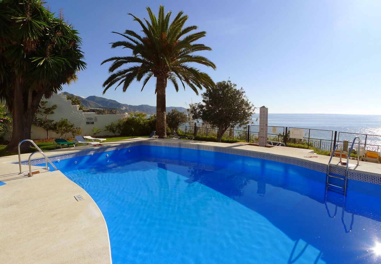 Apartment in Nerja - R1353 | Tuhillo 8 1D