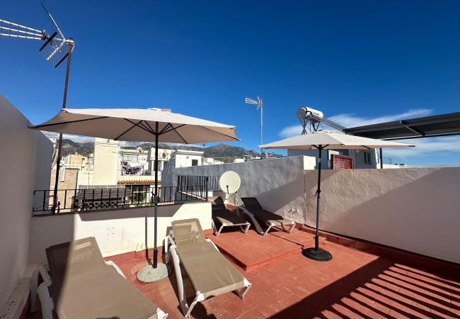  in Nerja - R1383 Calle Angustias 12