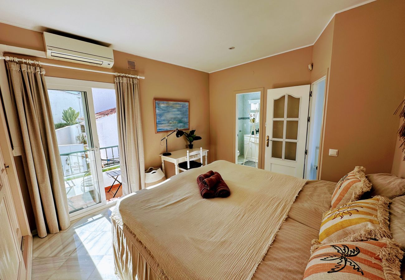 Villa in Nerja - R1387 Casa Udo by CG Nerja Rentals