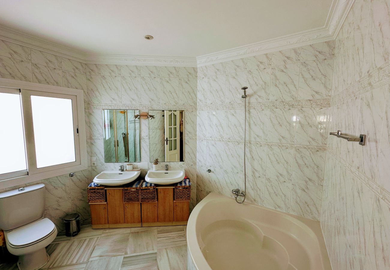 Villa in Nerja - R1387 Casa Udo by CG Nerja Rentals