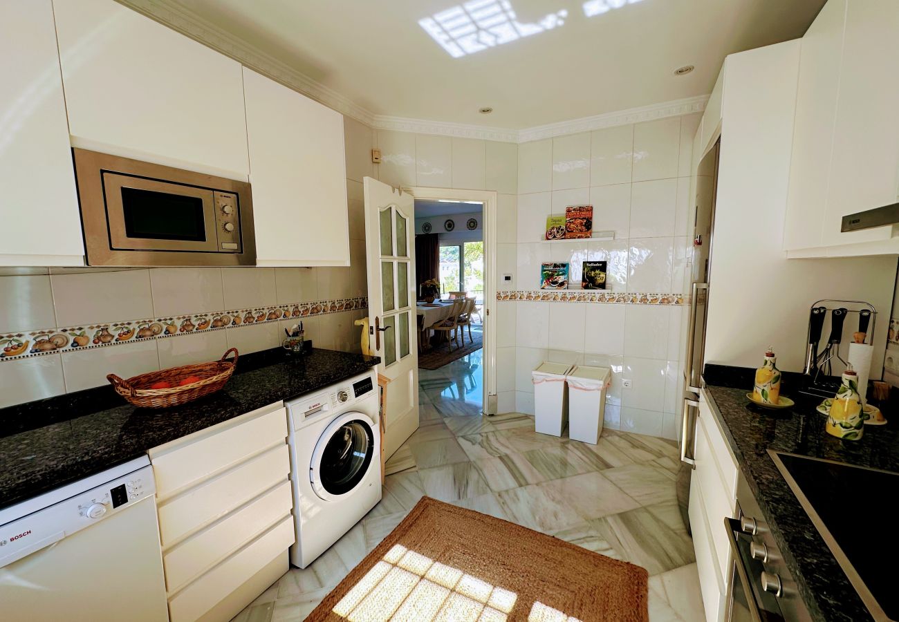 Villa in Nerja - R1387 Casa Udo by CG Nerja Rentals