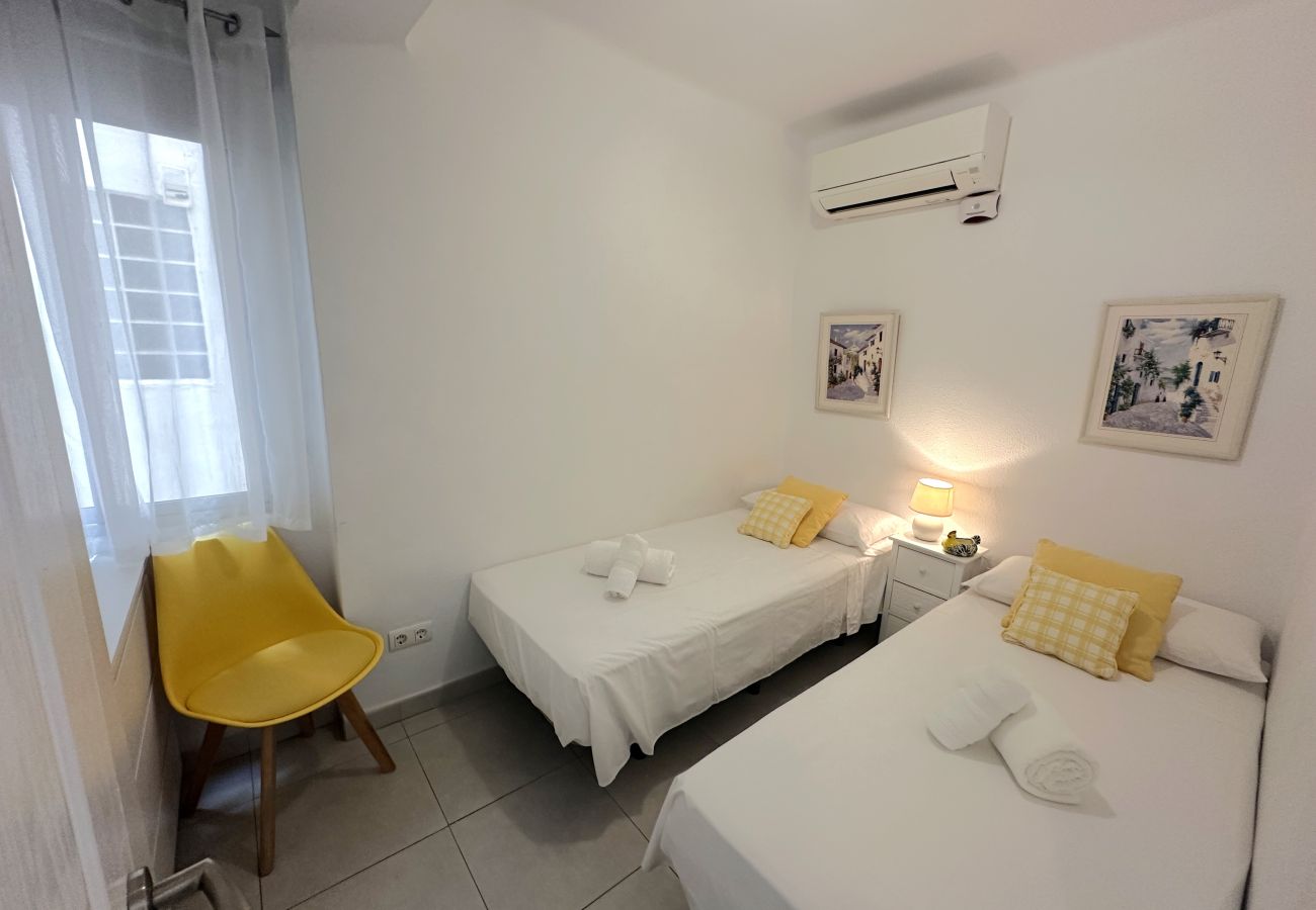 Apartment in Nerja - R1400 Edif. Sirena 2F